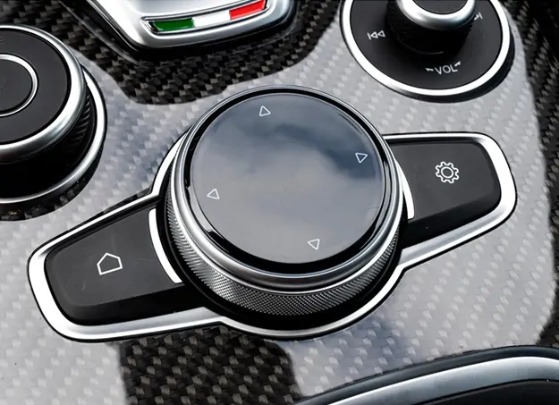 Amplitude-Auto-Alfa-Romeo-Stelvio