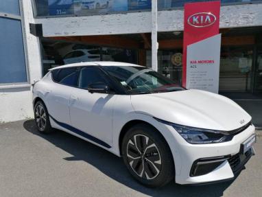 Voir le détail de l'offre de cette KIA EV6 229ch GT-Line 2WD de 2023 en vente à partir de 475.64 €  / mois