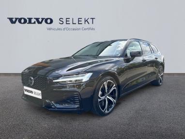Voir le détail de l'offre de cette VOLVO V60 T6 AWD 253+145ch Plus Style Dark Geartronic 8 de 2024 en vente à partir de 58 999 € 