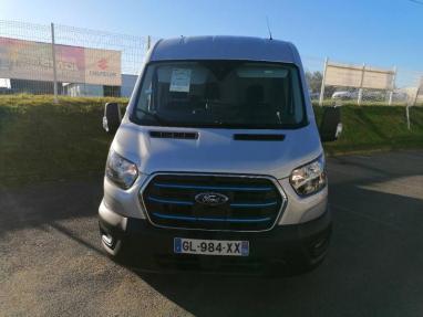 Voir le détail de l'offre de cette FORD Transit 2T Fg PE 390 L2H2 198 kW Batterie 75/68 kWh Trend Business de 2023 en vente à partir de 553.19 €  / mois