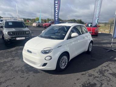 Voir le détail de l'offre de cette FIAT 500 e 95ch Pack Confort & Style de 2024 en vente à partir de 26 999 €