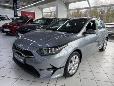 Voir le détail de l'offre de cette KIA Ceed 1.0 T-GDI 120ch Active de 2023 en vente à partir de 22 299 €