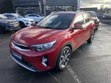 Voir le détail de l'offre de cette KIA Stonic 1.0 T-GDi 120ch MHEV GT Line iBVM6 de 2021 en vente à partir de 214.39 €  / mois