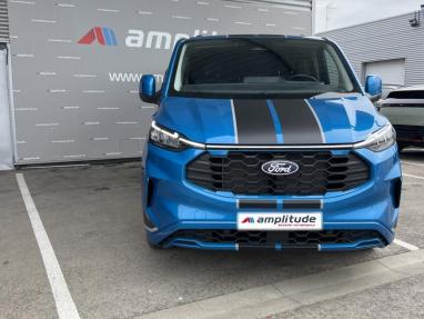 Voir le détail de l'offre de cette FORD Transit Fg CUSTOM CABINE APPROFONDIE320 L2H1SPORT2.0 EcoBluediesel 170chBVA8 4x4 SPORT de 2025 en vente à partir de 61 362 € 