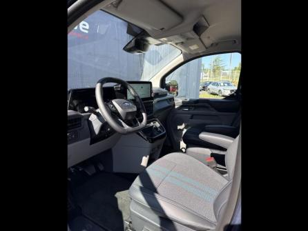 FORD Transit Custom Fg 320 L1H1 2.5 Duratec 232ch Hybride recheargeable Cabine Approfondie Sport CVT à vendre à Orléans - Image n°10