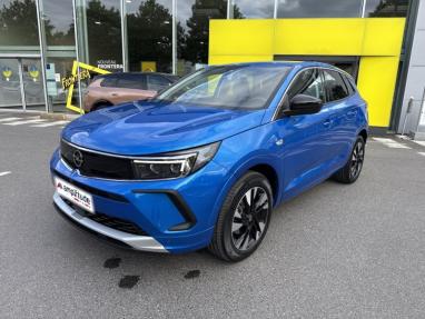 Voir le détail de l'offre de cette OPEL Grandland X 1.2 Turbo 130ch Elegance Business BVA8 de 2022 en vente à partir de 196.29 €  / mois