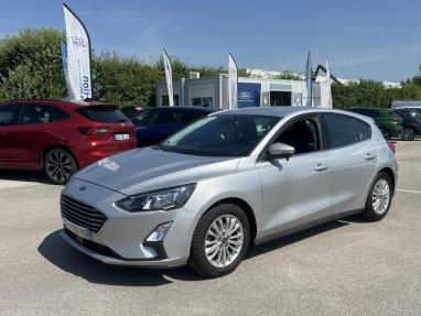 Voir le détail de l'offre de cette FORD Focus 1.0 EcoBoost 125ch Titanium 97g de 2019 en vente à partir de 193.97 €  / mois