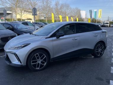 Voir le détail de l'offre de cette MG MOTOR MG4 EV 204ch - 64kWh Luxury MY23 de 2024 en vente à partir de 264.02 €  / mois