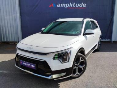 Voir le détail de l'offre de cette KIA Niro 1.6 GDi 141ch HEV Premium DCT6 de 2023 en vente à partir de 273.61 €  / mois