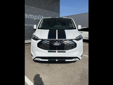 Voir le détail de l'offre de cette FORD Transit Custom Fg 320 L1H1 Electrique 160 kW 218ch Sport de 2025 en vente à partir de 35 900 € 
